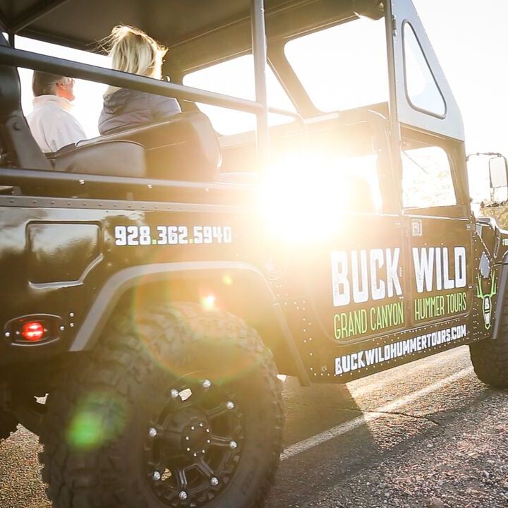 A tour group in the middle of a Sunset at the Grand Canyon private tour