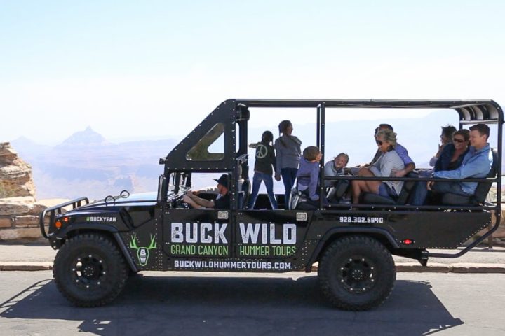 A family enjoying a ride on a Tour at the Grand Canyon South Rim