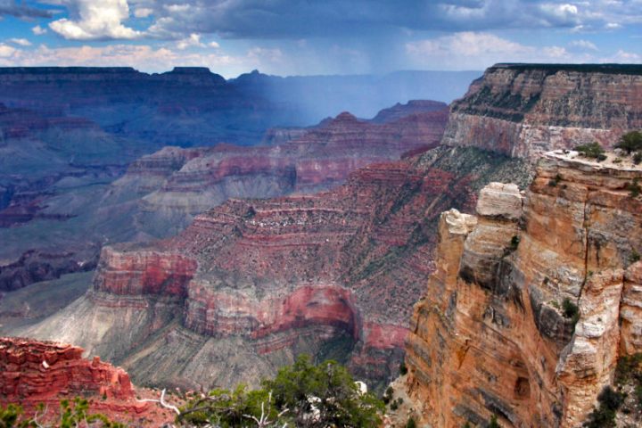 Rain over the grand canyon on a Tour at the Grand Canyon South Rim