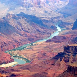 colorado-river-grand-canyon-buck-wild-hummer-tour